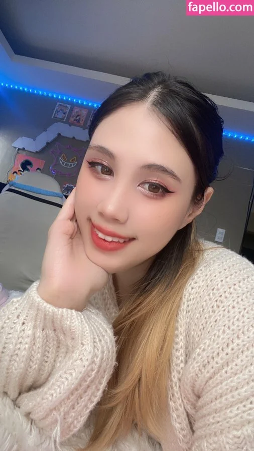 Kura Onee-san Onlyfans Photo Gallery 