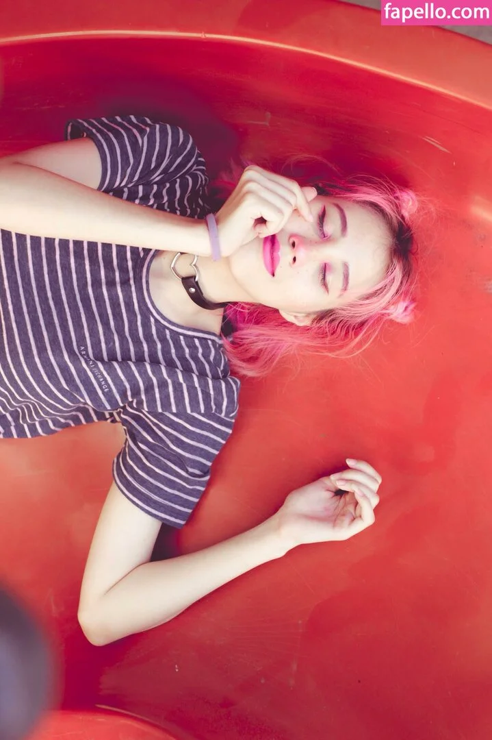 Kura Onee-san Onlyfans Photo Gallery 