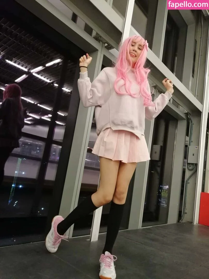 Kura Onee-san Onlyfans Photo Gallery 