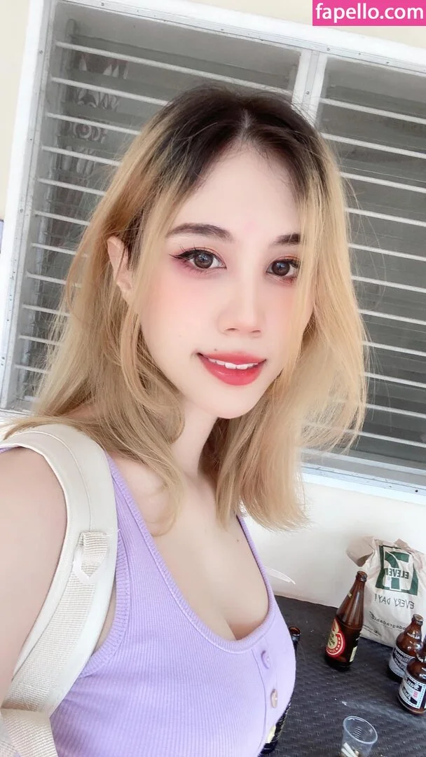 Kura Onee-san Onlyfans Photo Gallery 