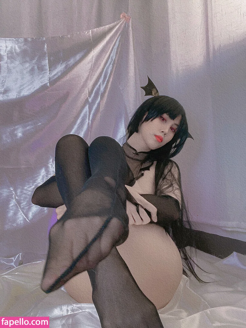 Kura Onee-san Onlyfans Photo Gallery 