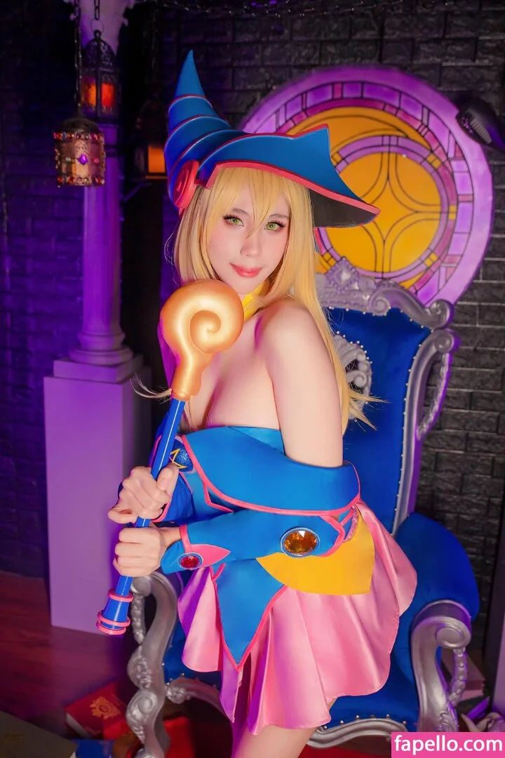 Kura Onee-san Onlyfans Photo Gallery 