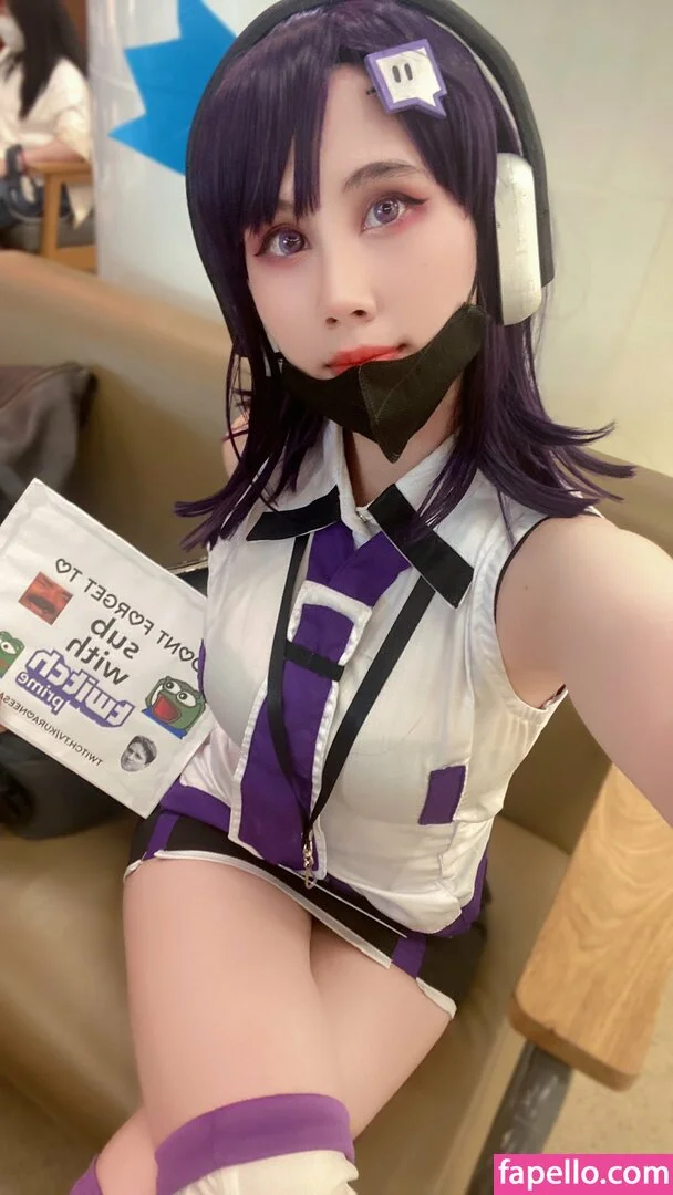 Kura Onee-san Onlyfans Photo Gallery 