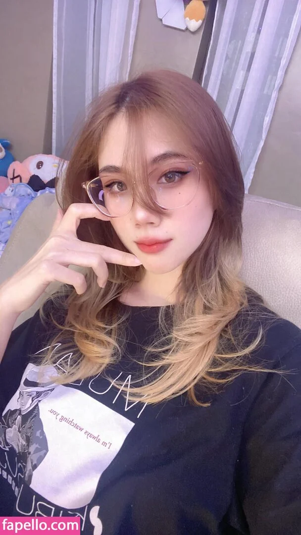 Kura Onee-san Onlyfans Photo Gallery 