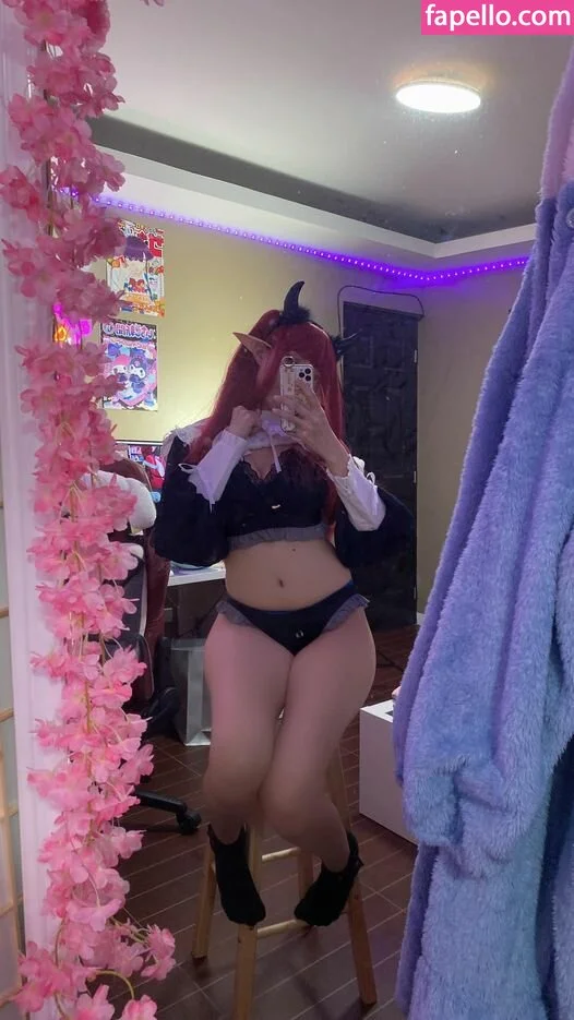 Kura Onee-san Onlyfans Photo Gallery 