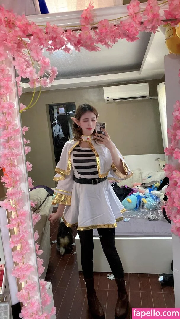 Kura Onee-san Onlyfans Photo Gallery 