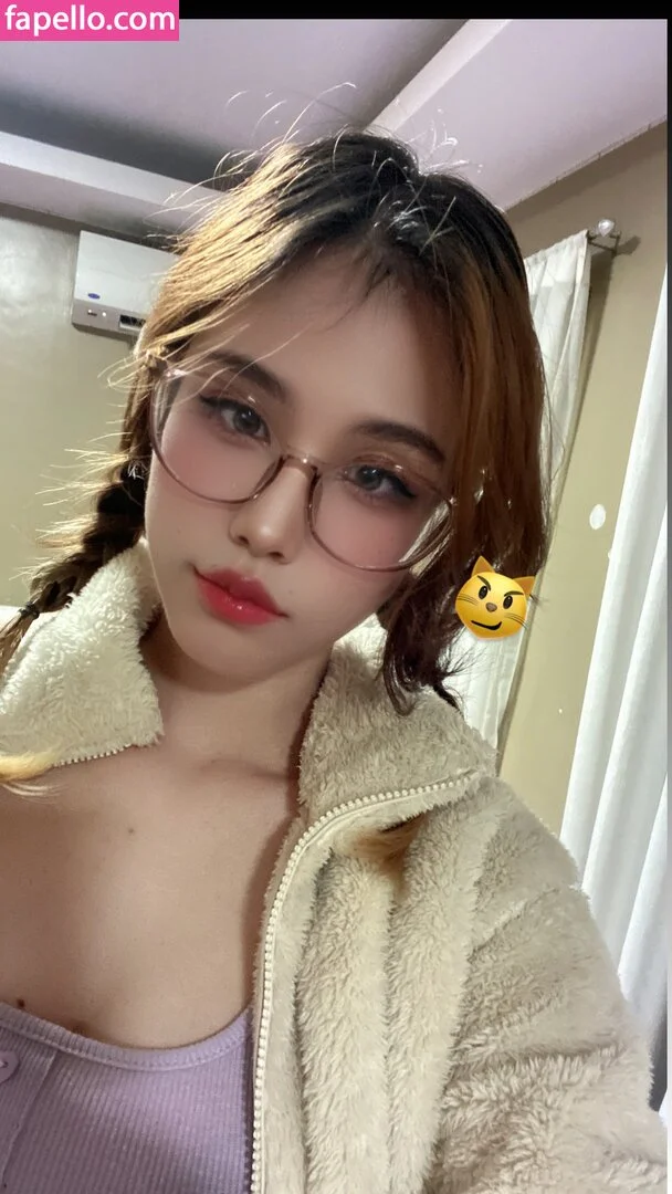 Kura Onee-san Onlyfans Photo Gallery 