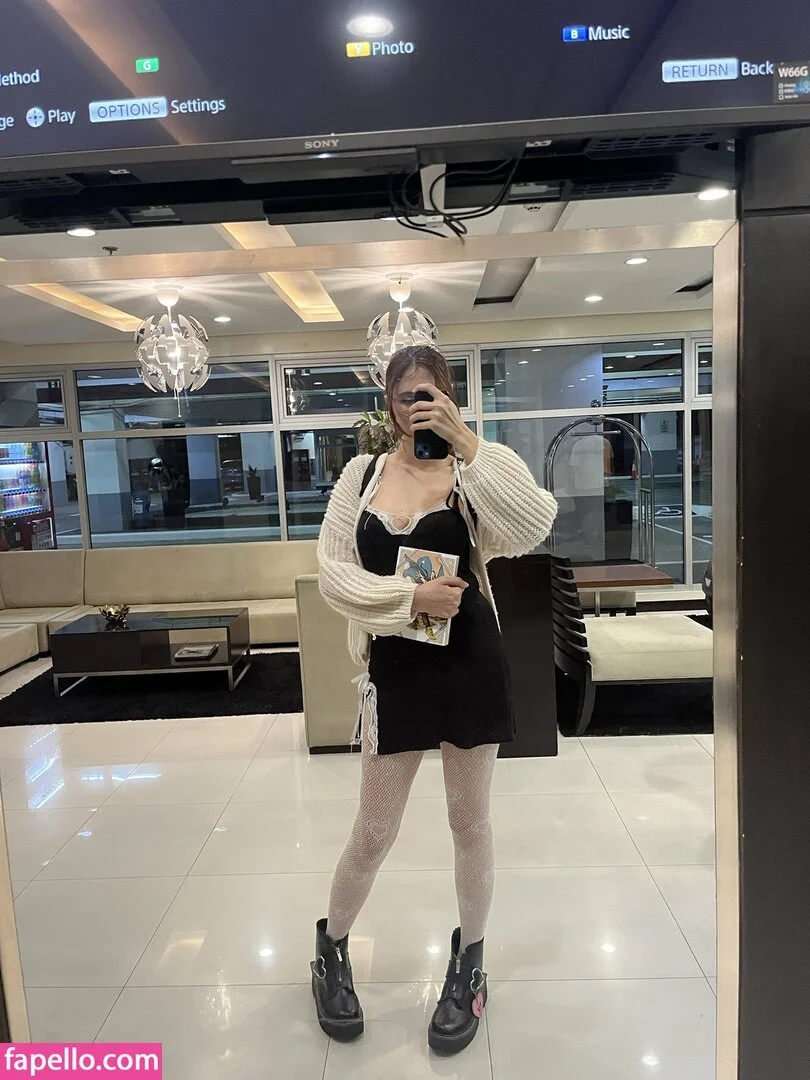 Kura Onee-san Onlyfans Photo Gallery 