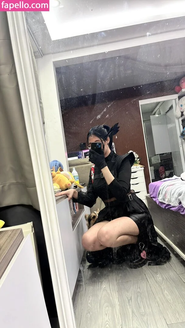 Kura Onee-san Onlyfans Photo Gallery 