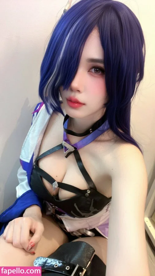 Kura Onee-san Onlyfans Photo Gallery 