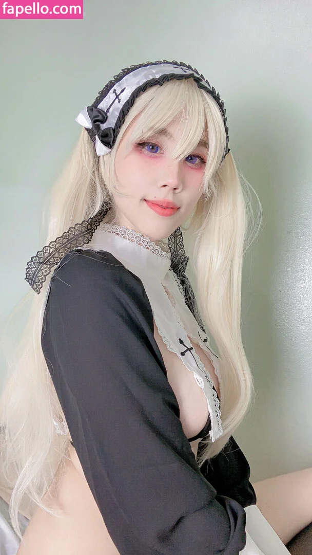 Kura Onee-san Onlyfans Photo Gallery 