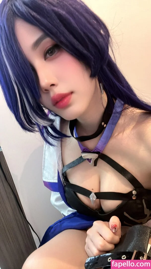 Kura Onee-san Onlyfans Photo Gallery 