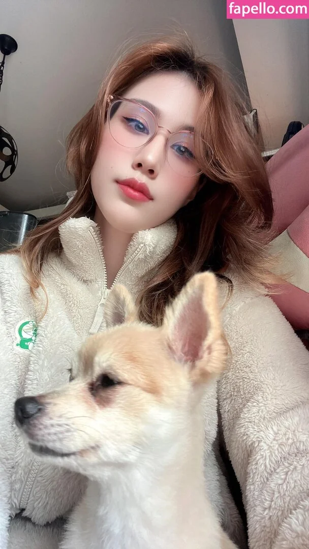 Kura Onee-san Onlyfans Photo Gallery 