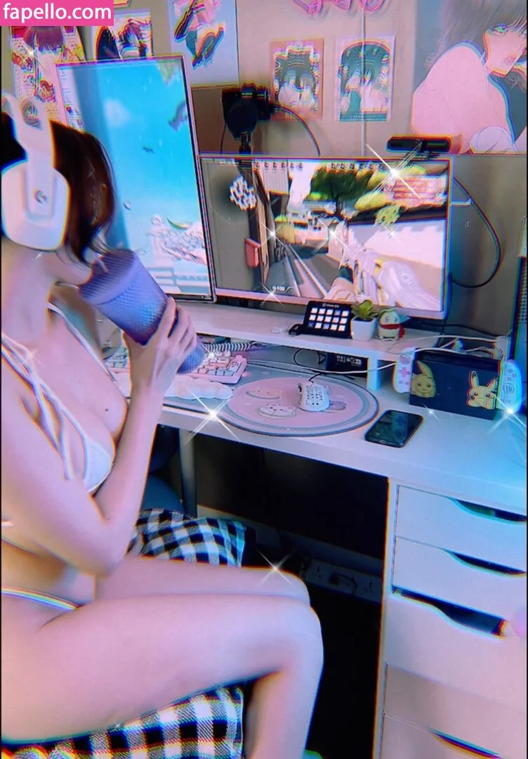 Kura Onee-san Onlyfans Photo Gallery 