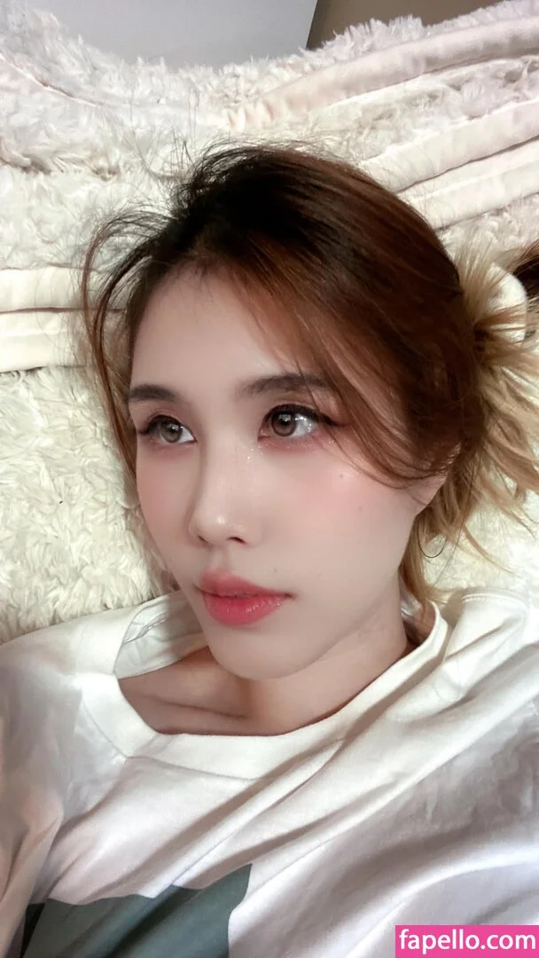 Kura Onee-san Onlyfans Photo Gallery 