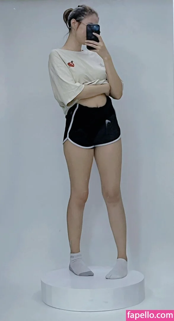 Kura Onee-san Onlyfans Photo Gallery 