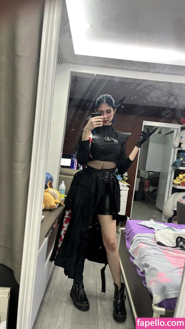 Kura Onee-san Onlyfans Photo Gallery 