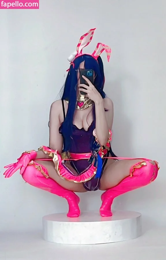 Kura Onee-san Onlyfans Photo Gallery 