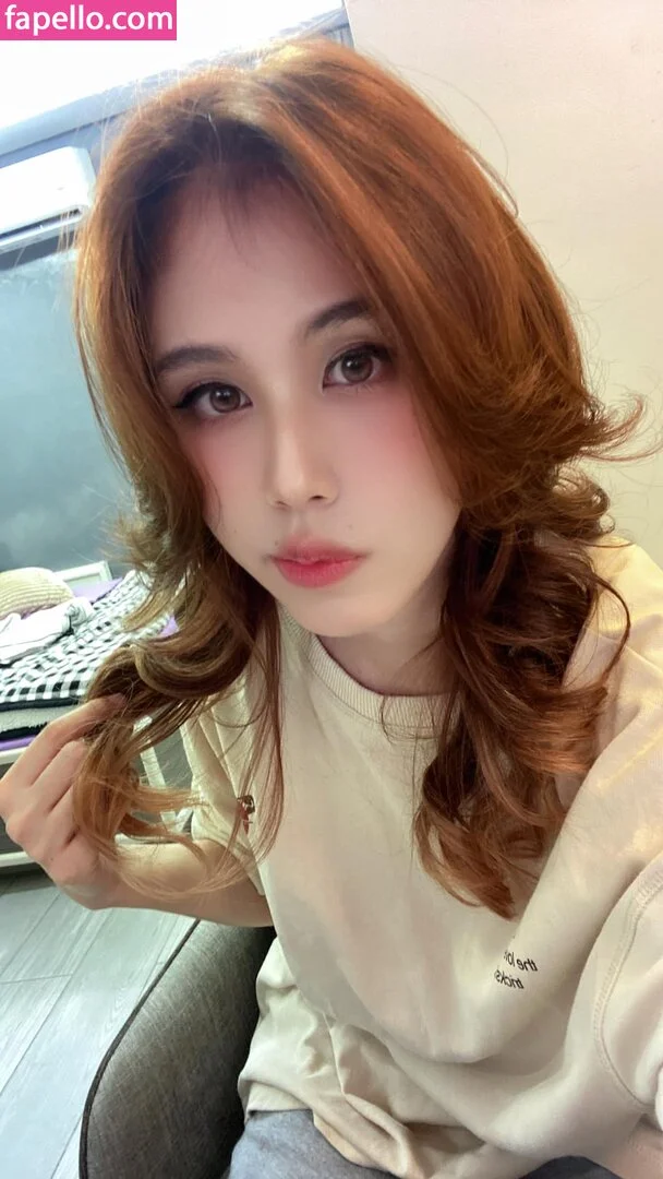 Kura Onee-san Onlyfans Photo Gallery 