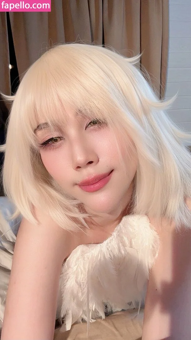 Kura Onee-san Onlyfans Photo Gallery 