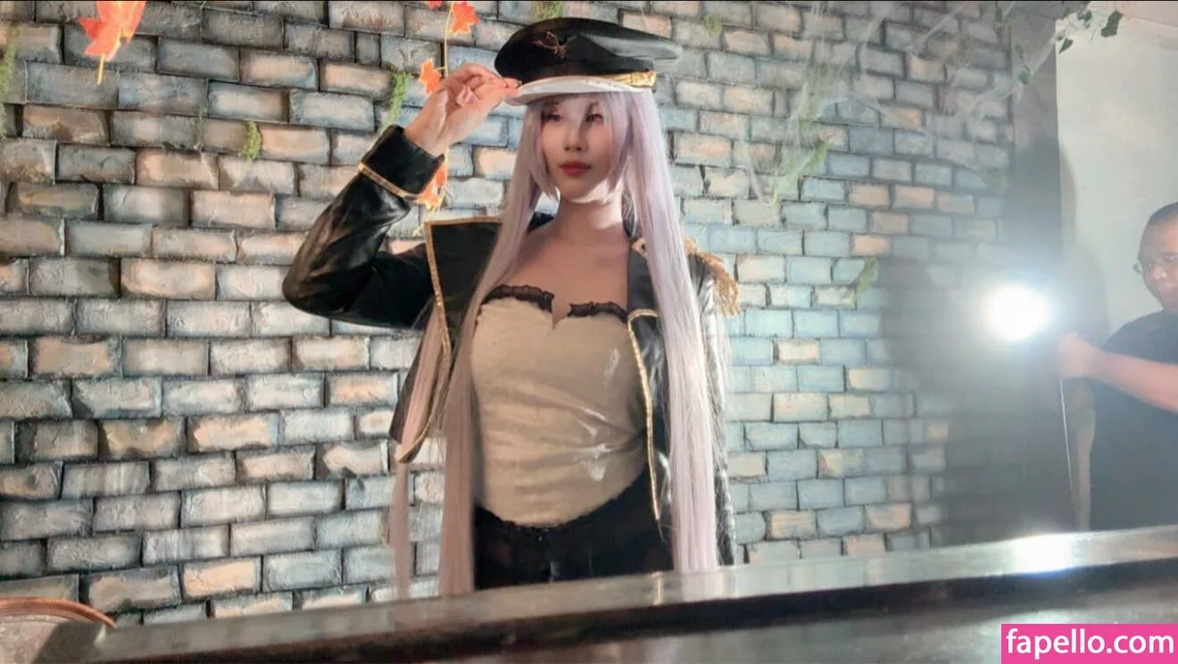 Kura Onee-san Onlyfans Photo Gallery 