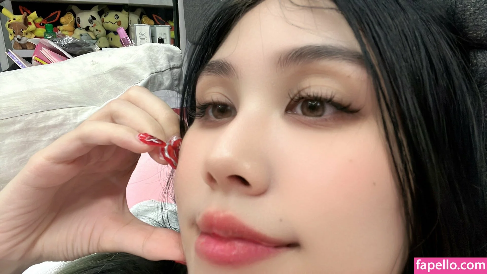 Kura Onee-san Onlyfans Photo Gallery 