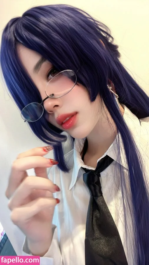 Kura Onee-san Onlyfans Photo Gallery 