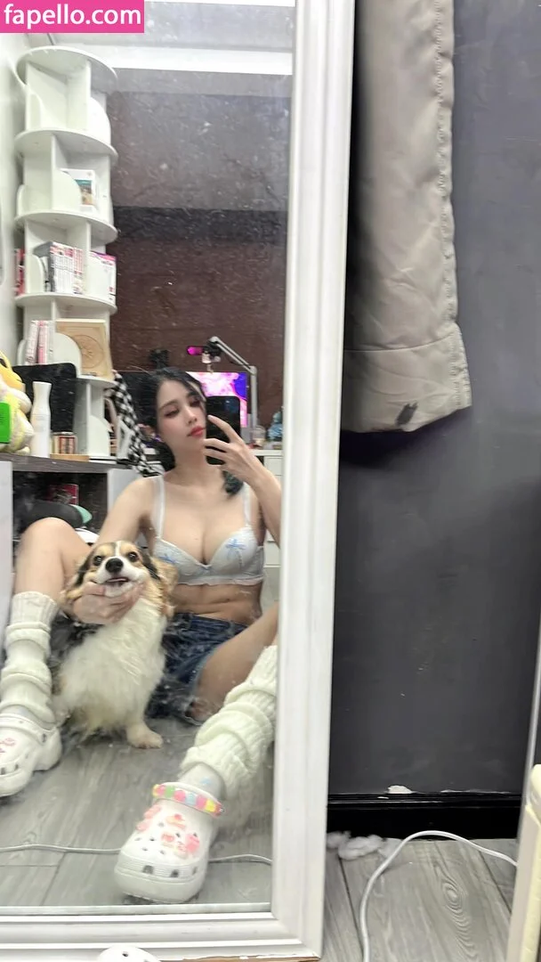 Kura Onee-san Onlyfans Photo Gallery 