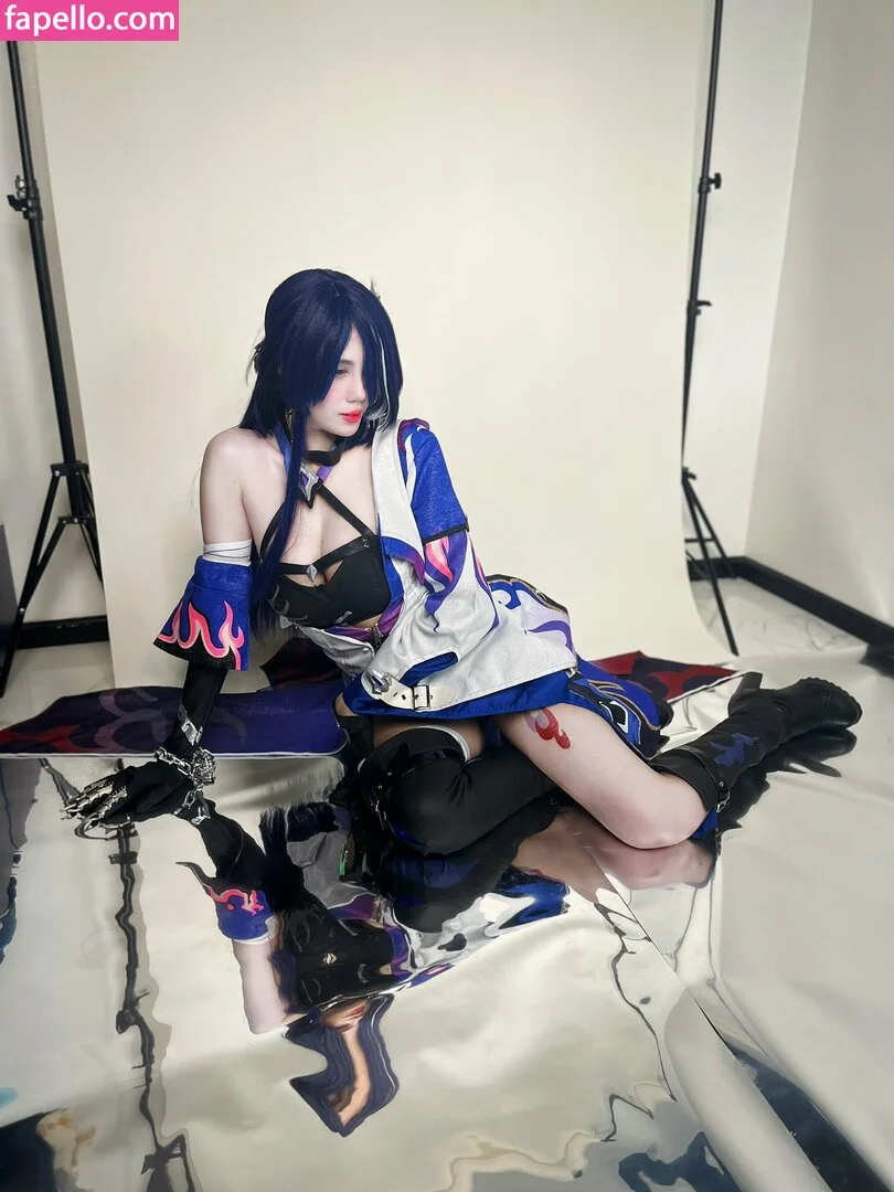 Kura Onee-san Onlyfans Photo Gallery 