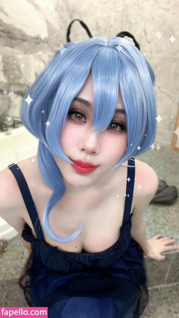 Kura Onee-san Onlyfans Photo Gallery 