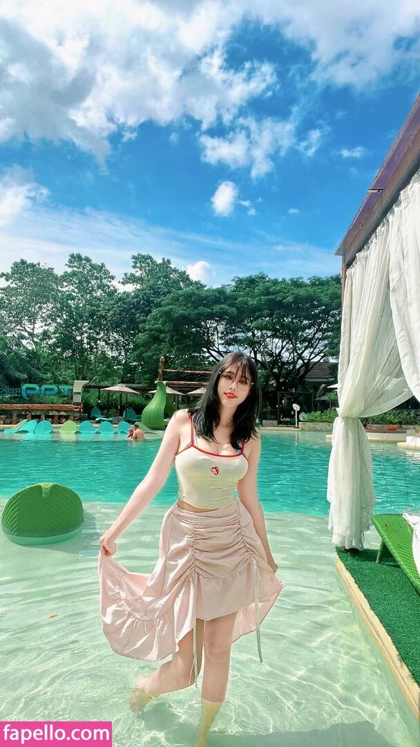 Kura Onee-san Onlyfans Photo Gallery 