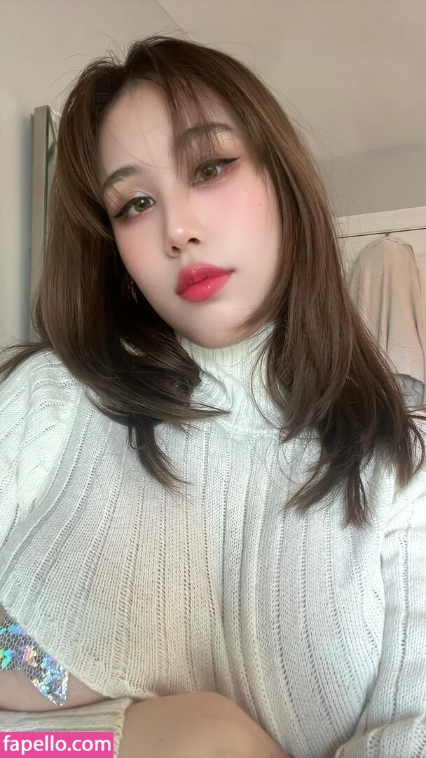 Kura Onee-san Onlyfans Photo Gallery 