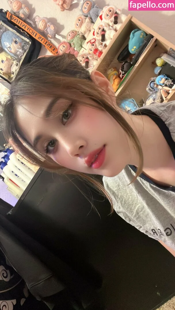 Kura Onee-san Onlyfans Photo Gallery 