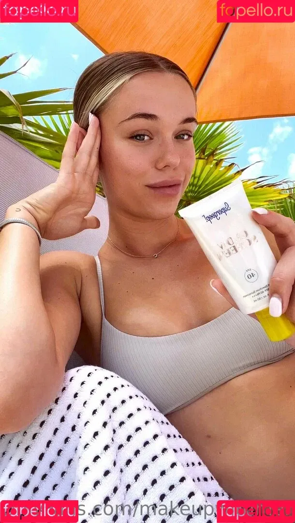 makeupwithmeredithh Onlyfans Photo Gallery 