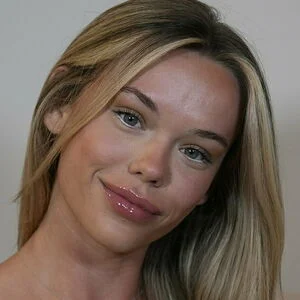 makeupwithmeredithh Onlyfans Photo Gallery 