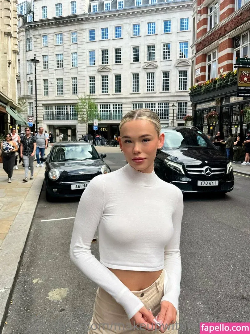 makeupwithmeredithh Onlyfans Photo Gallery 