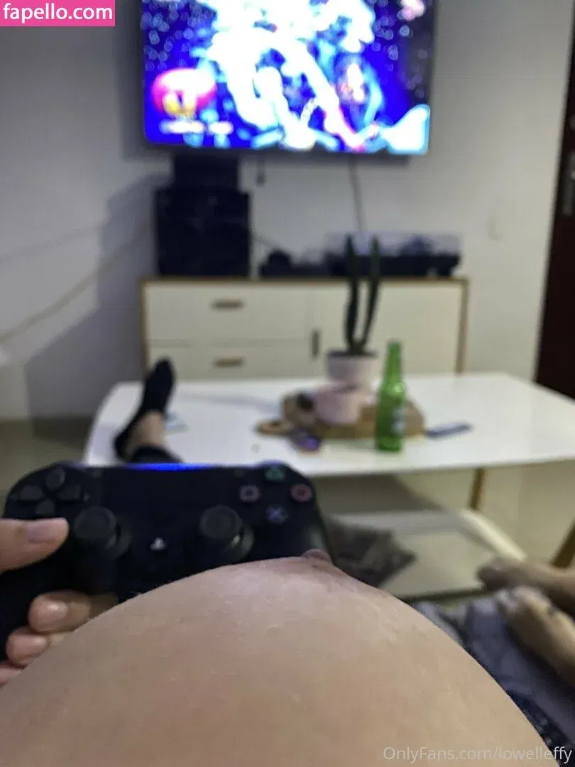 Effyloweell Onlyfans Photo Gallery 