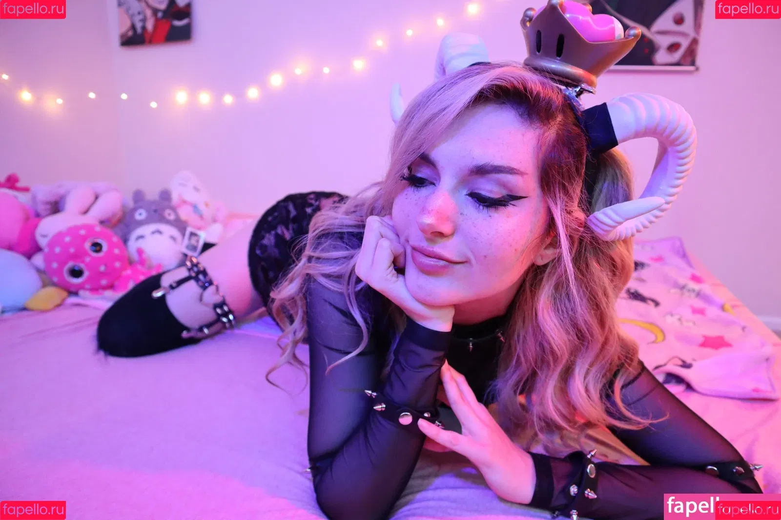 Busy B ASMR Onlyfans Photo Gallery 