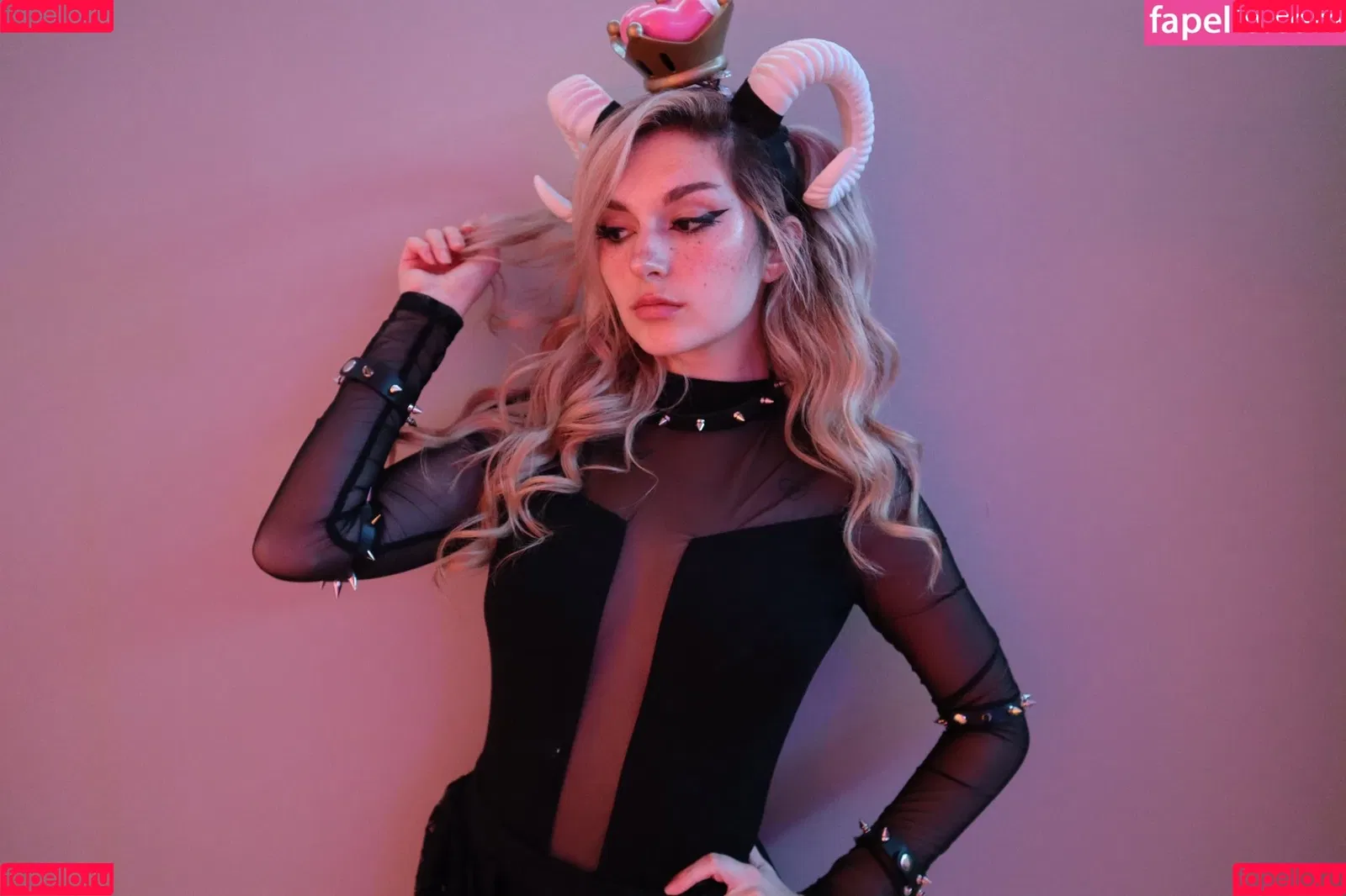 Busy B ASMR Onlyfans Photo Gallery 