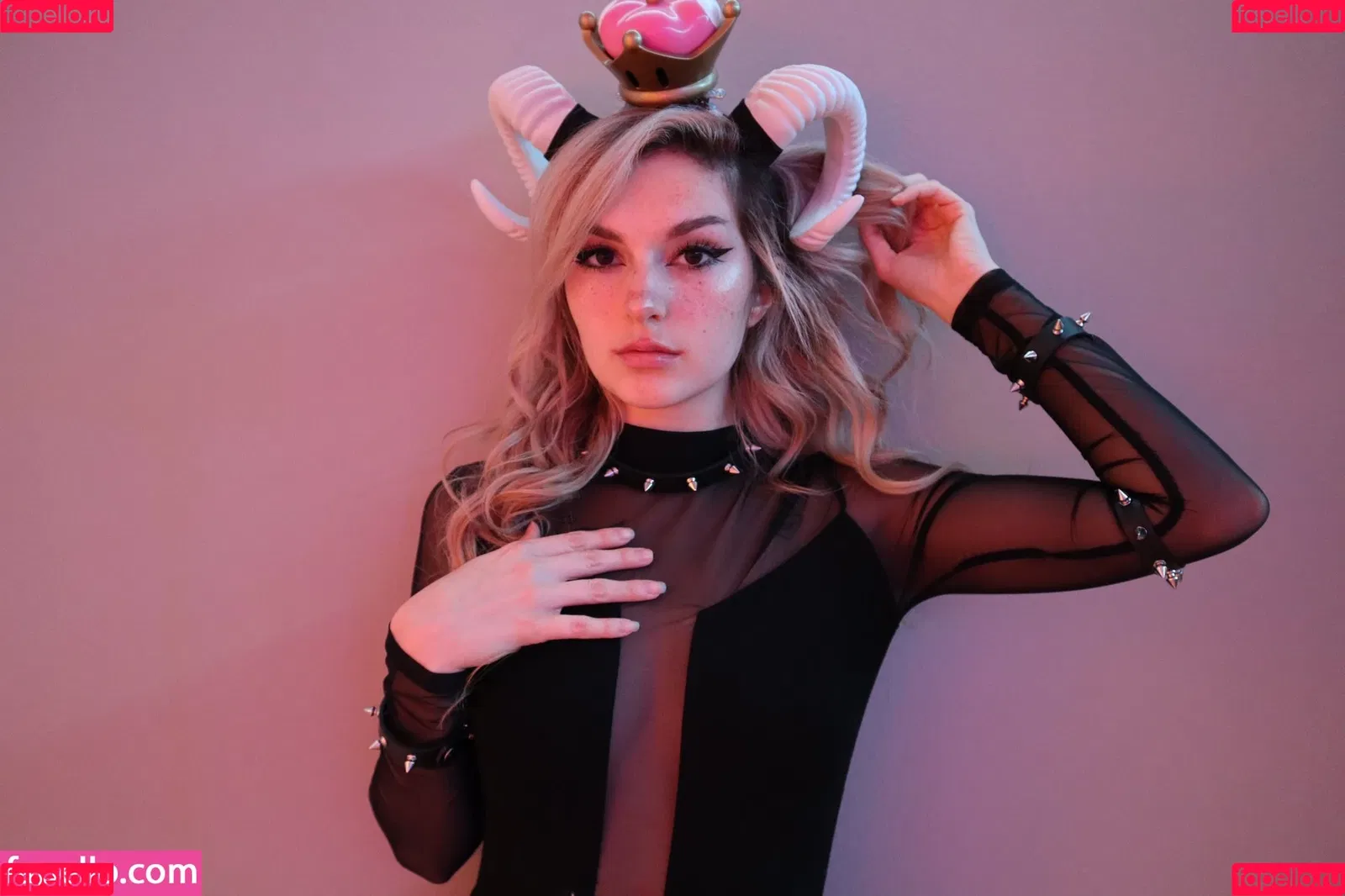 Busy B ASMR Onlyfans Photo Gallery 