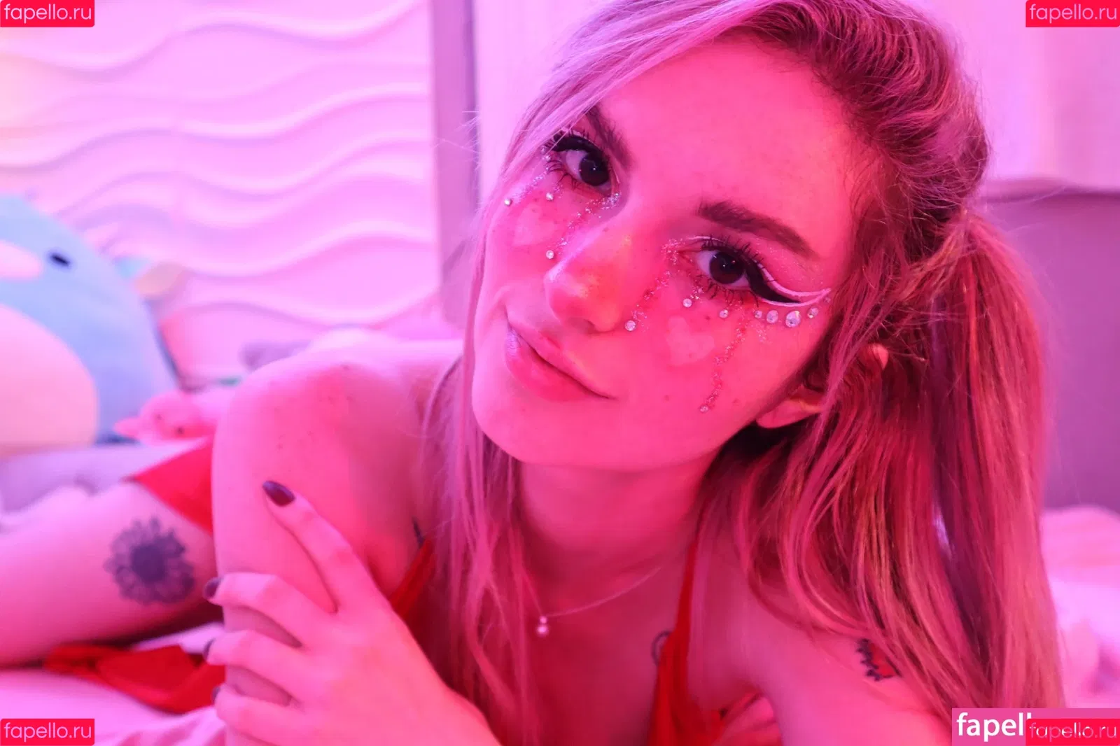 Busy B ASMR Onlyfans Photo Gallery 