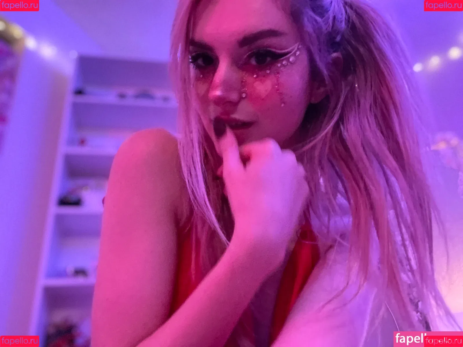 Busy B ASMR Onlyfans Photo Gallery 
