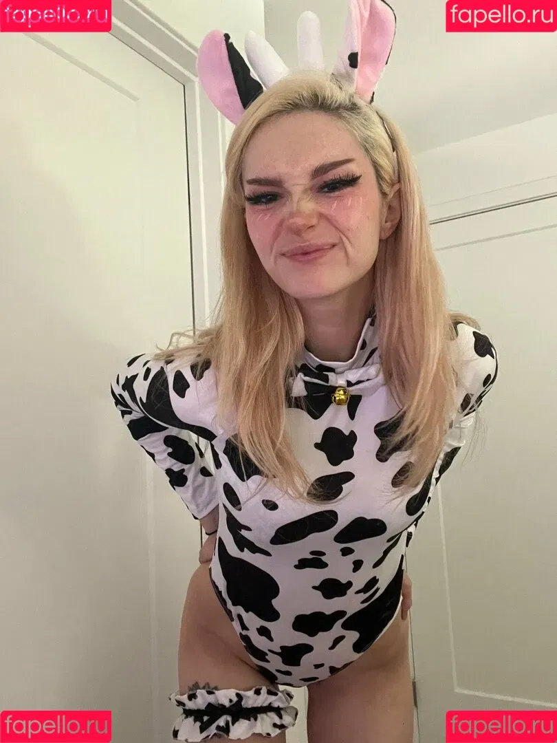 Busy B ASMR Onlyfans Photo Gallery 