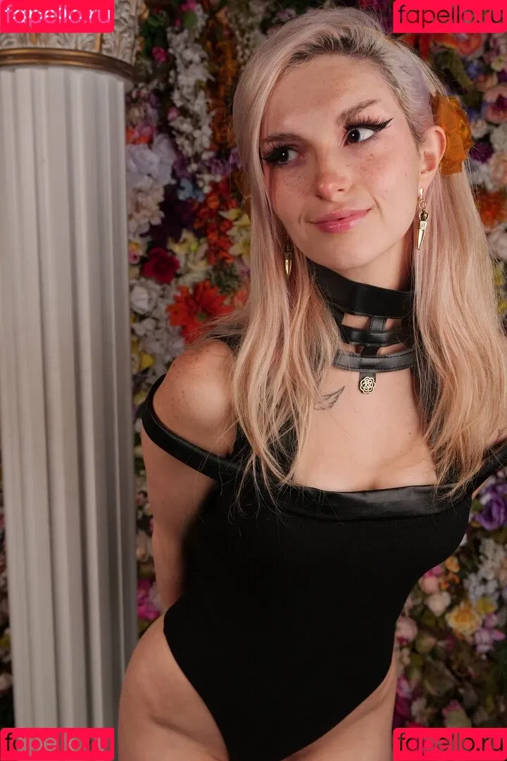 Busy B ASMR Onlyfans Photo Gallery 