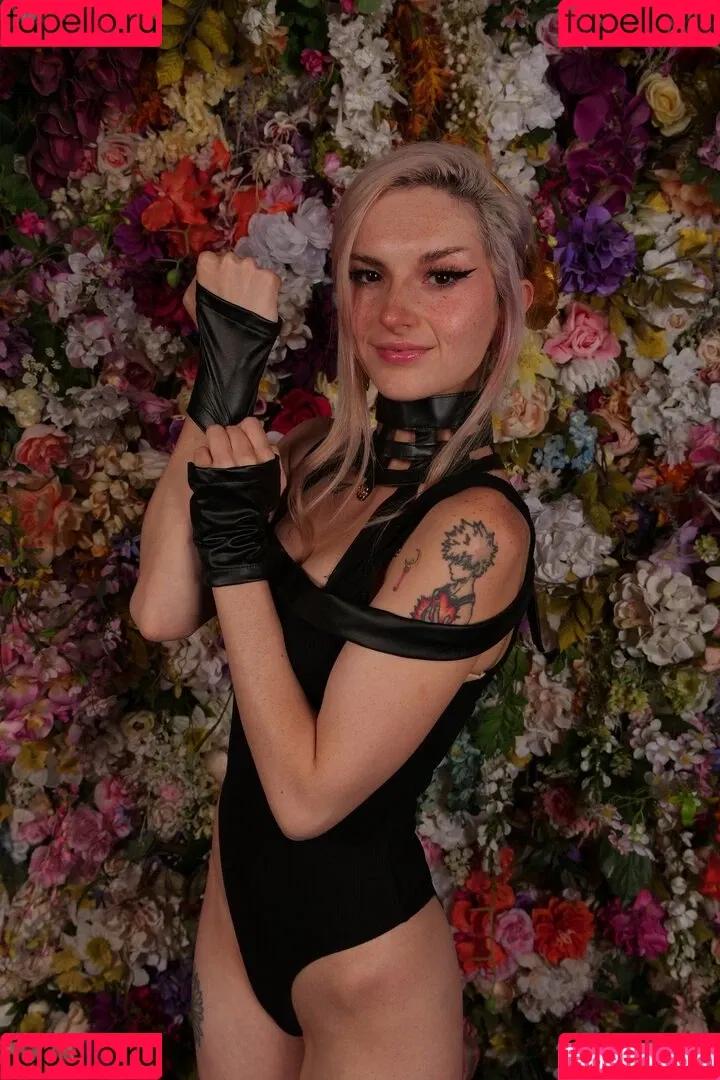 Busy B ASMR Onlyfans Photo Gallery 