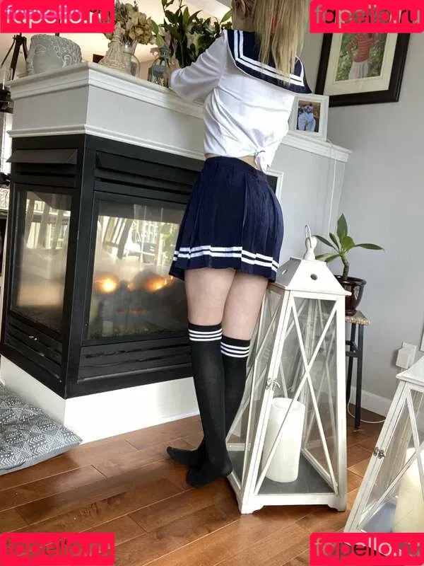 Busy B ASMR Onlyfans Photo Gallery 
