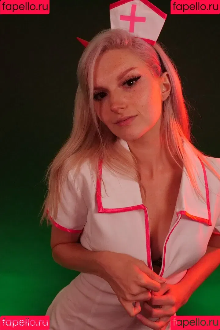 Busy B ASMR Onlyfans Photo Gallery 