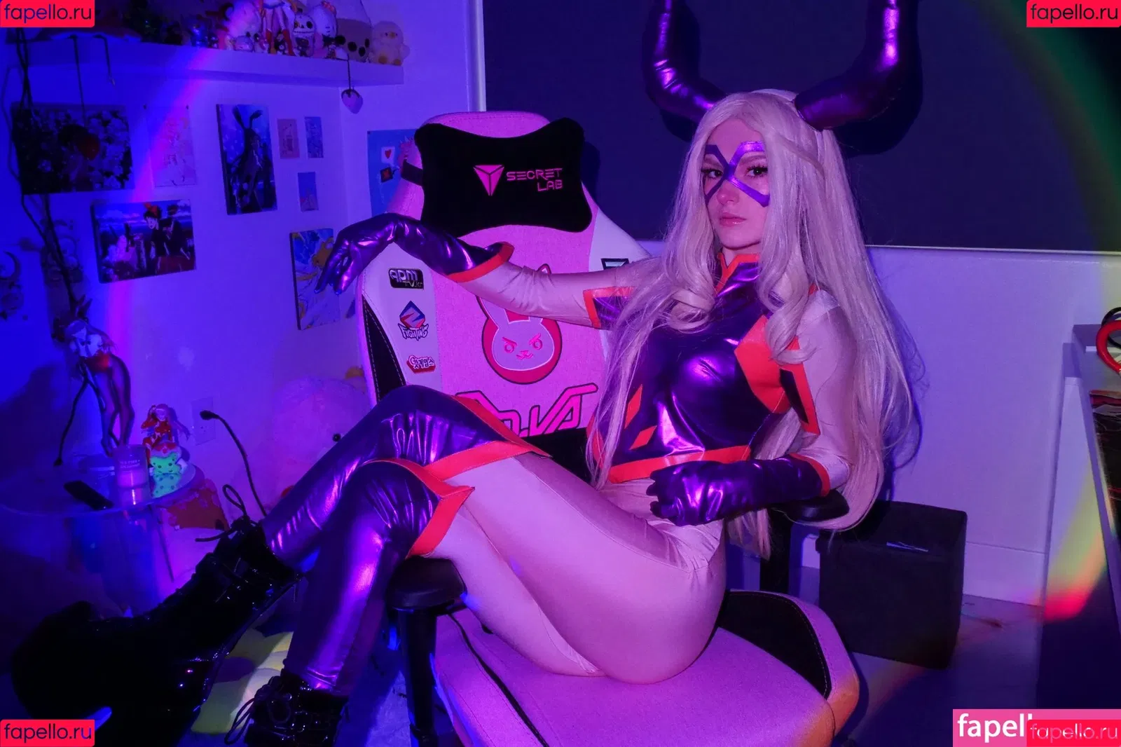 Busy B ASMR Onlyfans Photo Gallery 