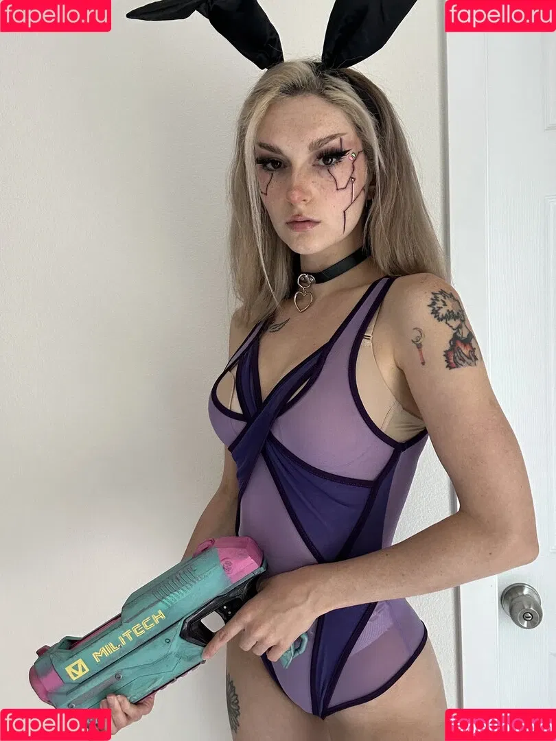 Busy B ASMR Onlyfans Photo Gallery 