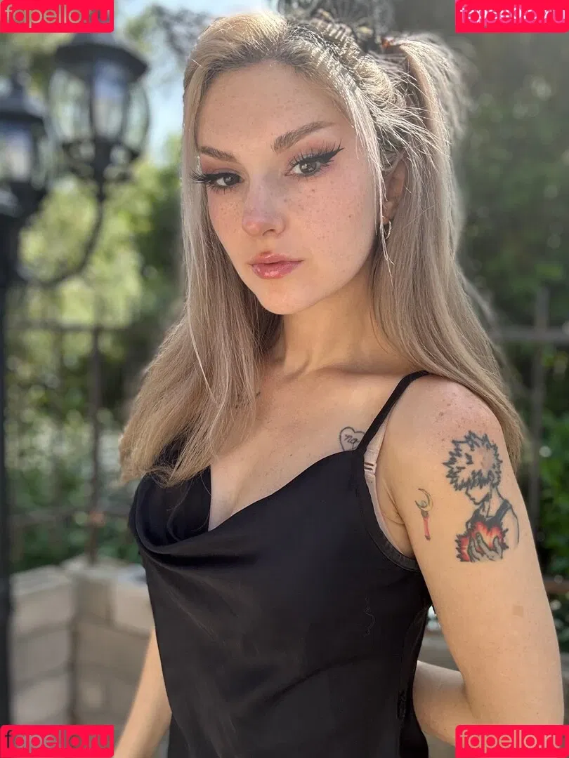 Busy B ASMR Onlyfans Photo Gallery 